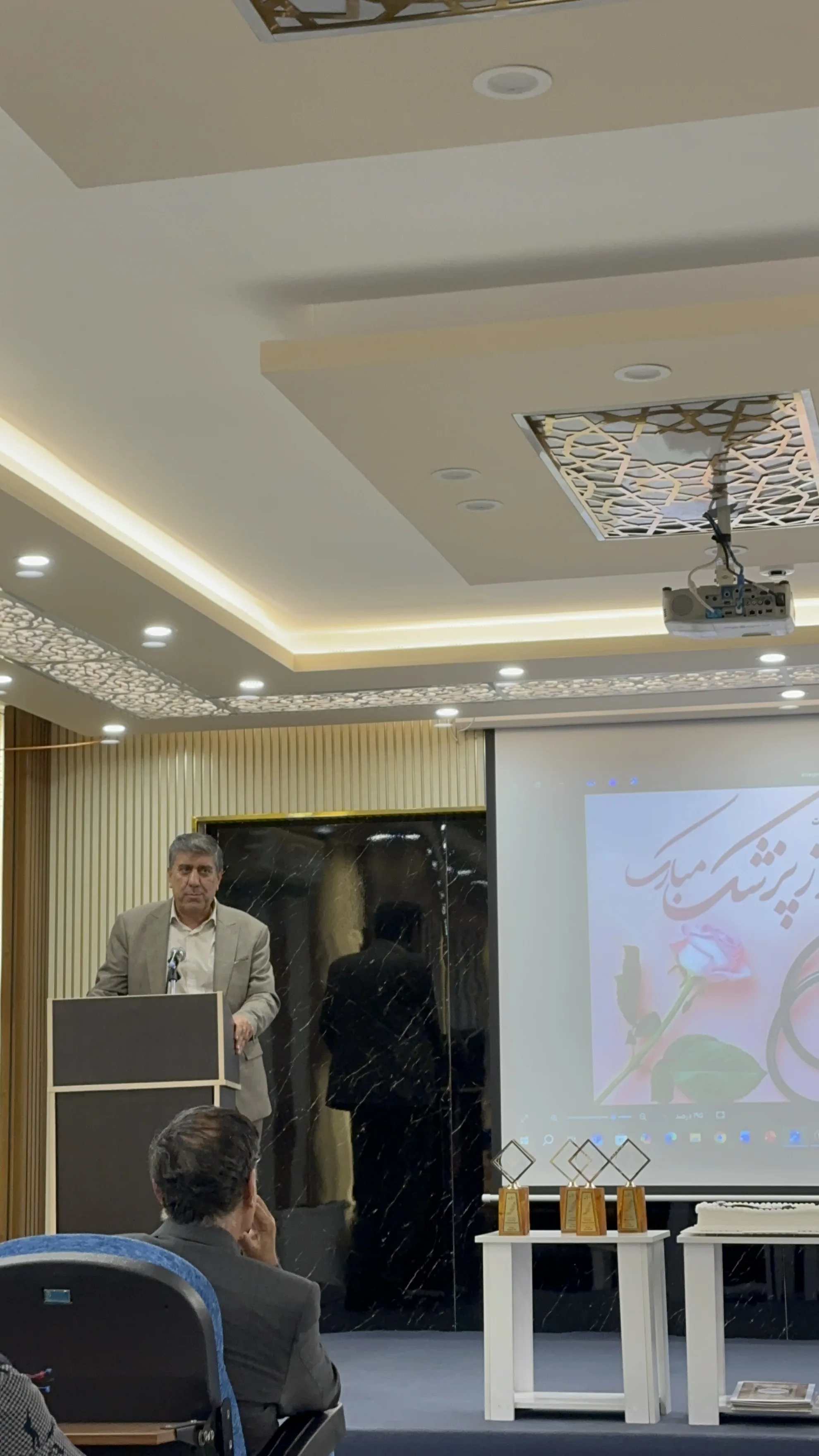 تجلیل از پزشکان نمونه ۱۴۰۵ در روز پزشک
